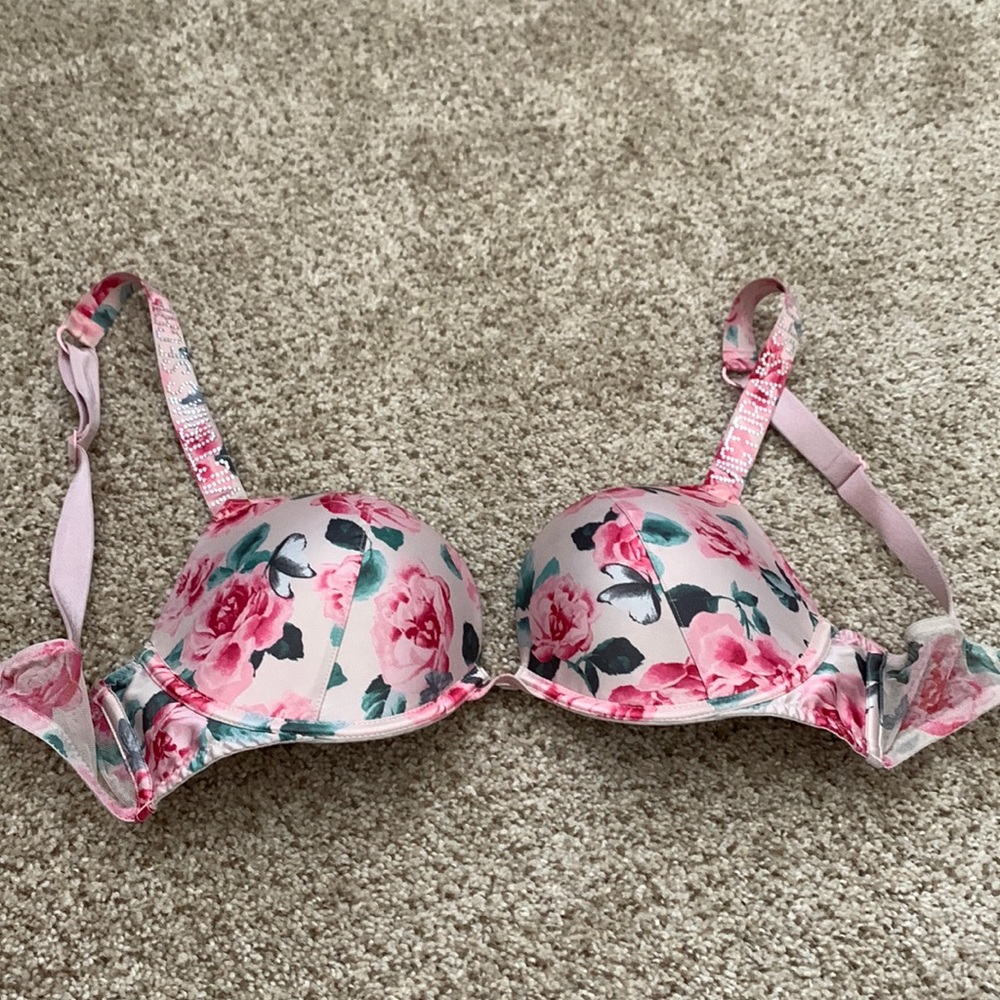 Push-up bra